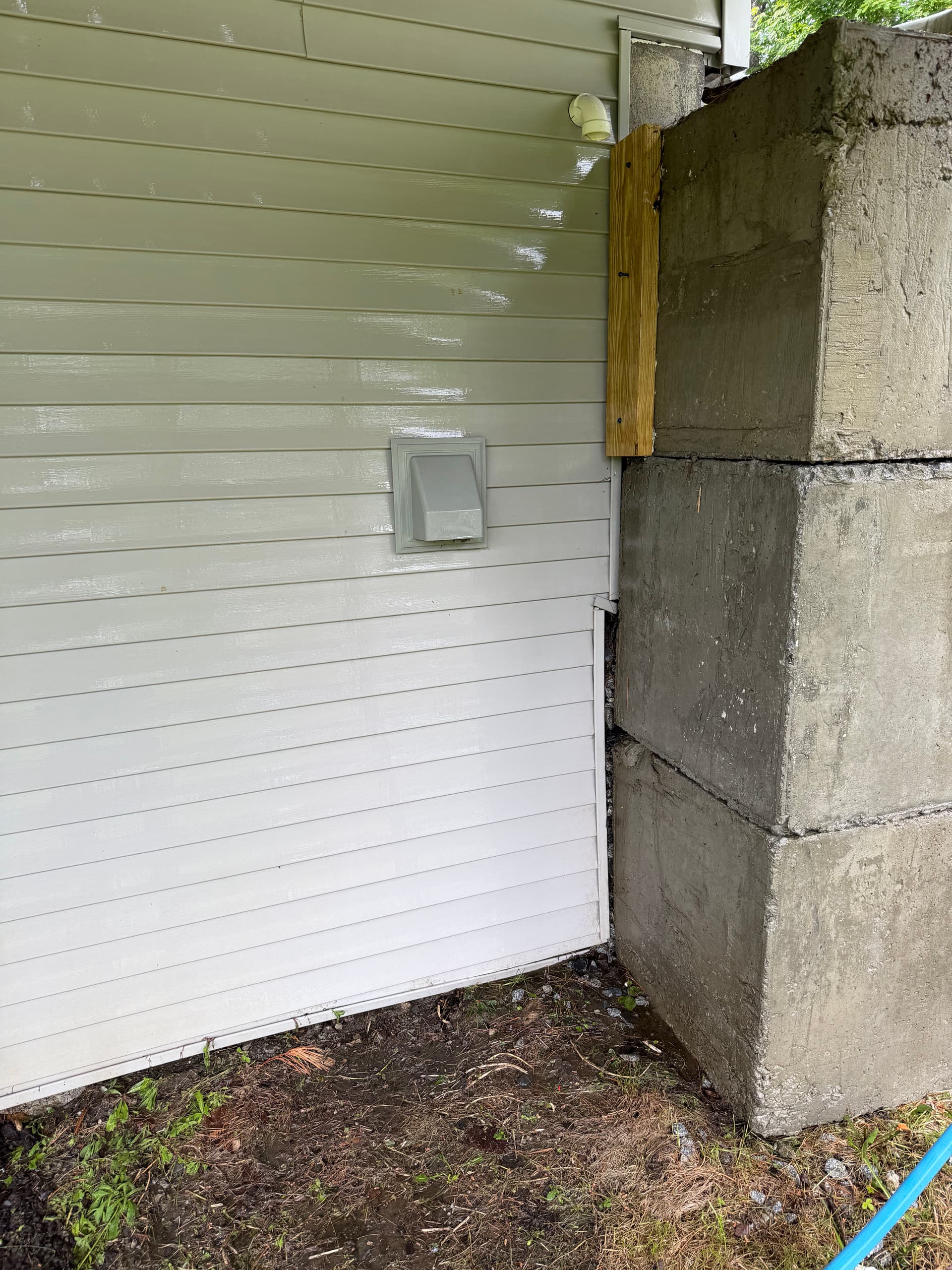 Gallery photos for House Washing in Graniteville and Montpelier Vermont: Image #1