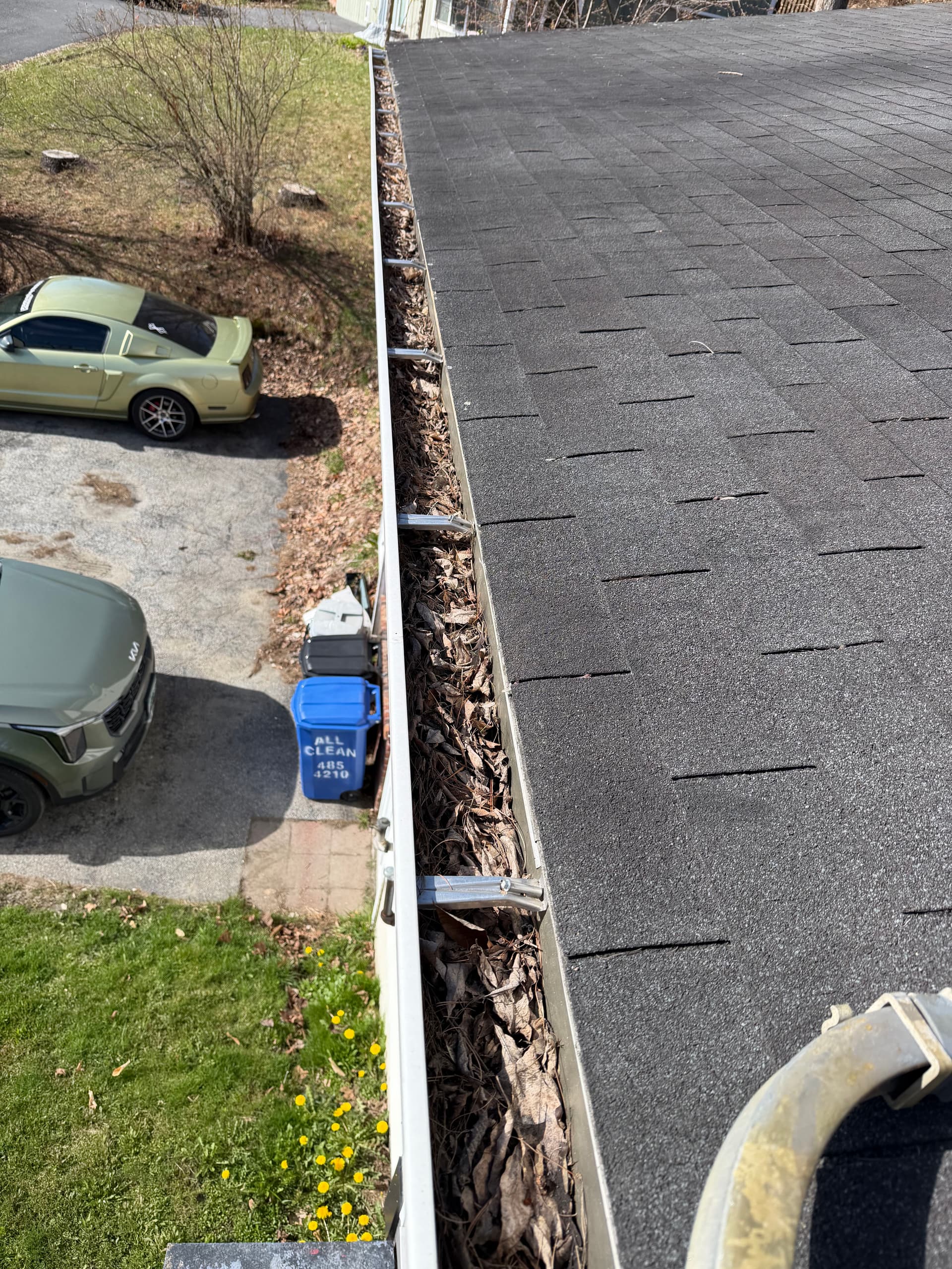 Gallery photos for Full Exterior Care - Siding Washed, Gutters Cleared, Siding Repaired: Image #6