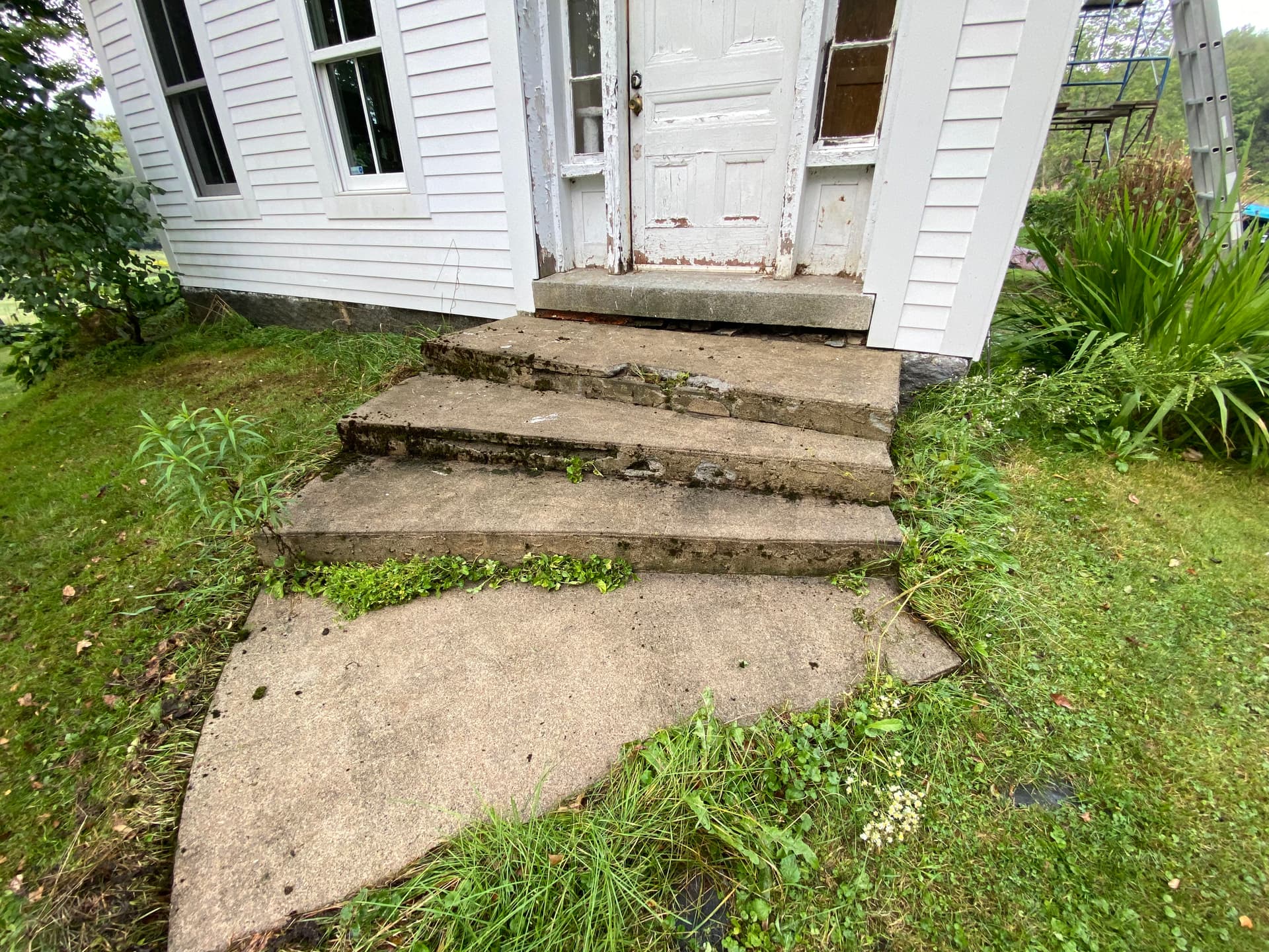 Stone Surfaces Renewed with Expert Pressure Washing