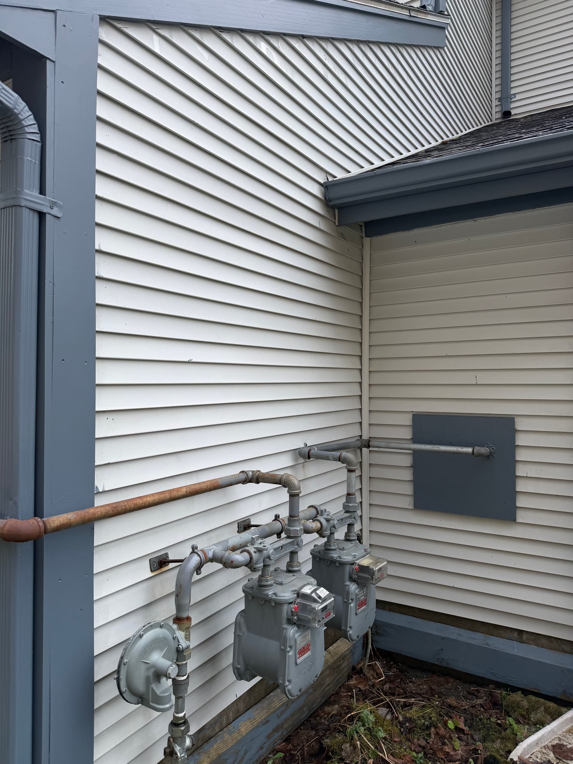 Gallery photos for 81-Unit Condo Soft Wash at Lyman Meadow in Hinesburg Vermont: Image #7