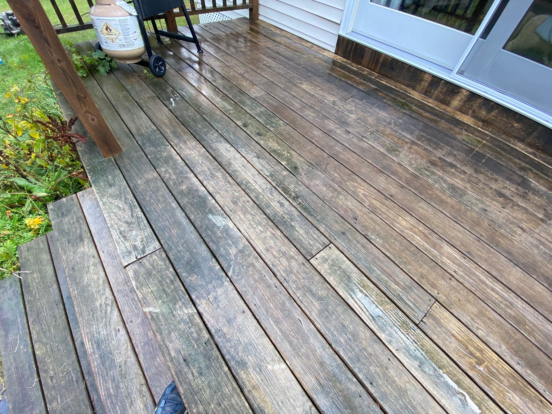 Gallery photos for Shelburne Deck Renewal: From Drab to Fab with Our Expert Touch: Image #6