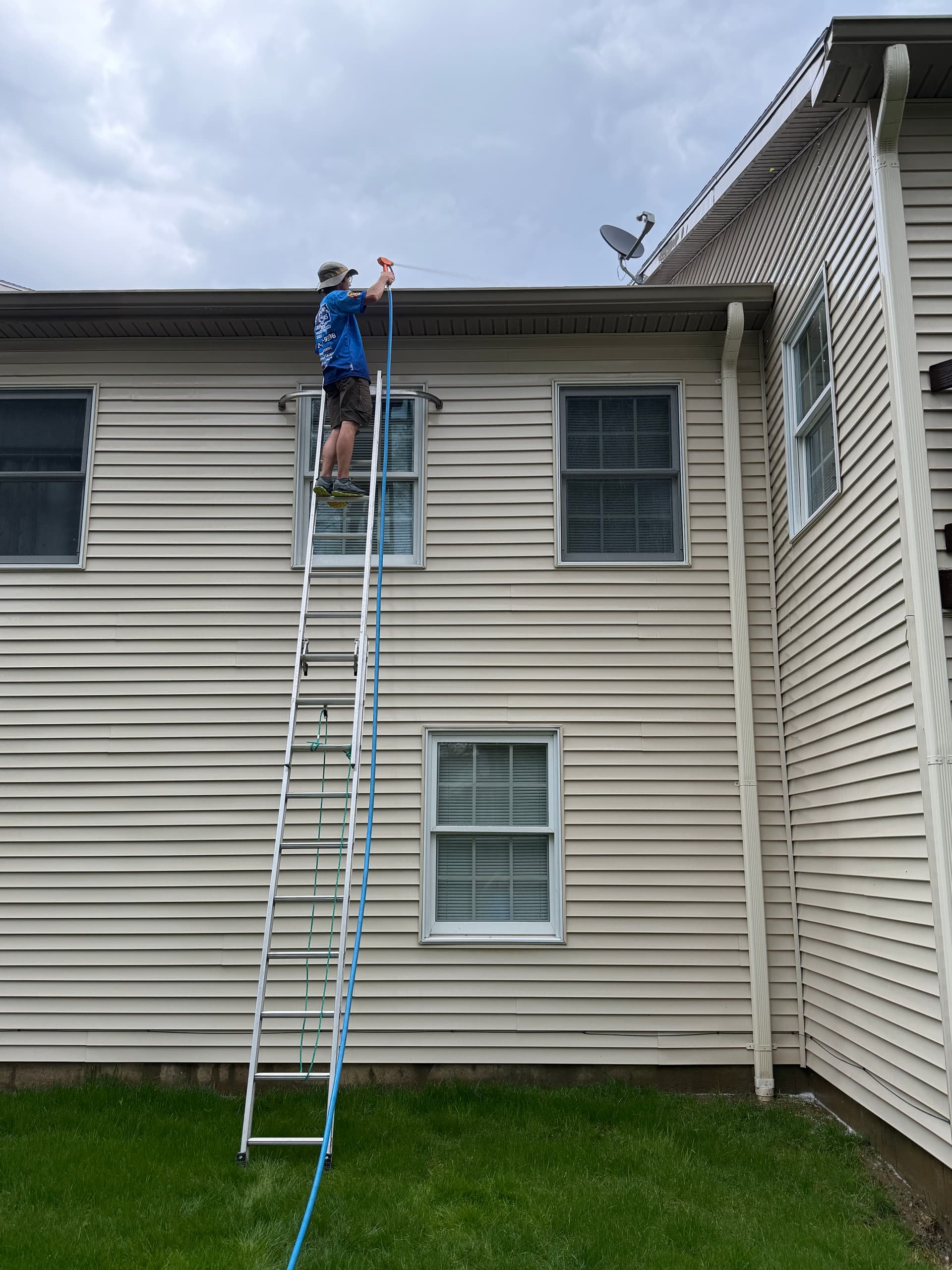 Gallery photos for 74-Unit Townhome Soft Wash in Essex Junction VT: Image #2