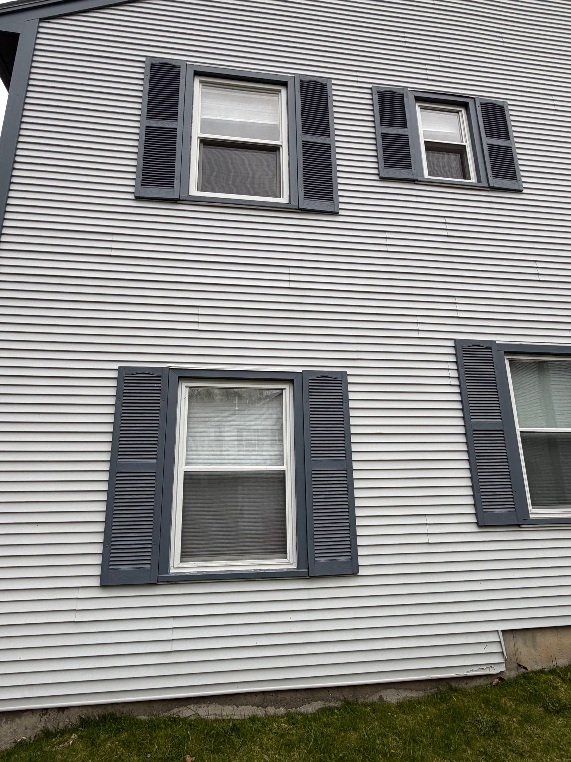 Gallery photos for 81-Unit Condo Soft Wash at Lyman Meadow in Hinesburg Vermont: Image #5