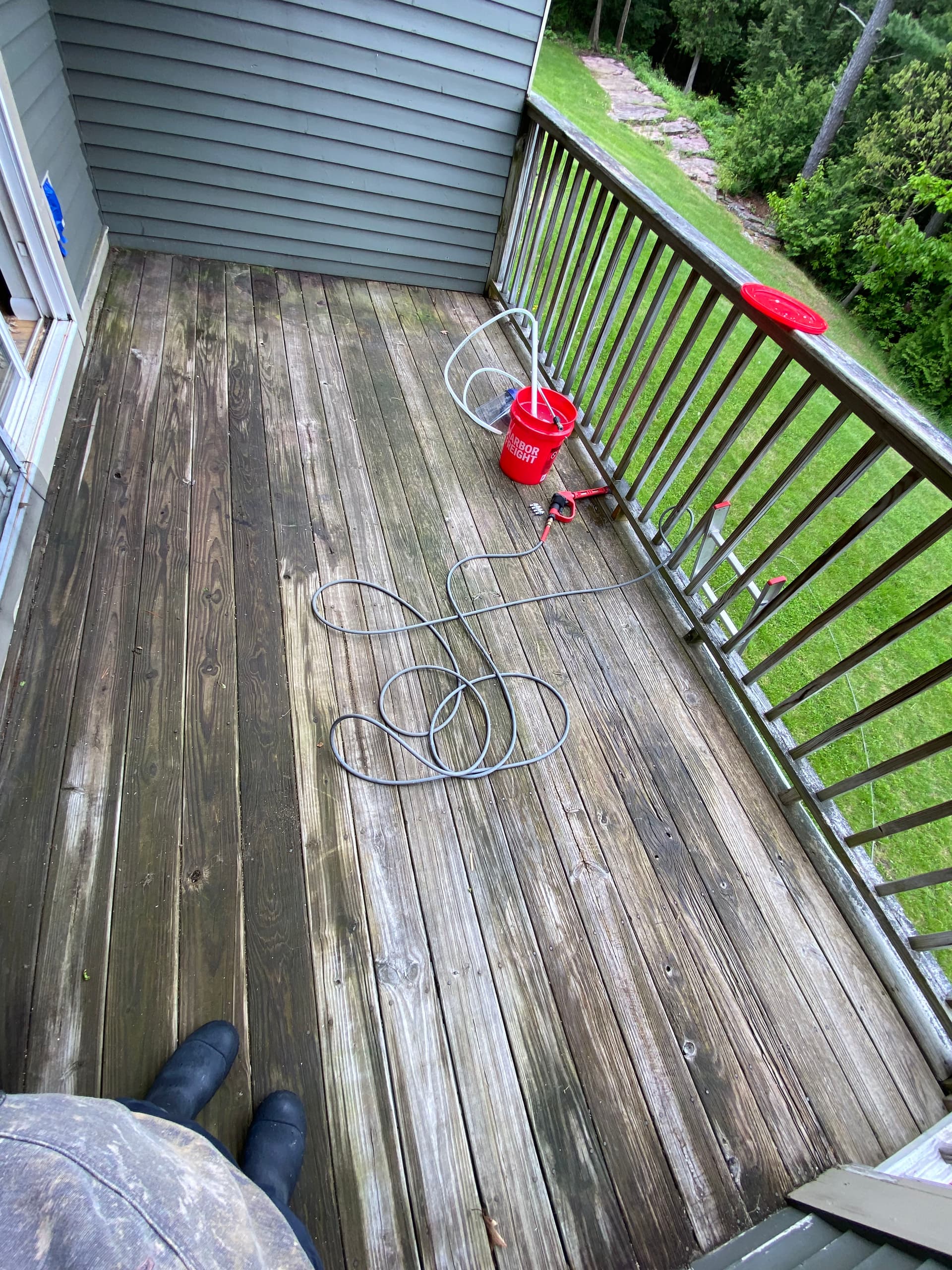 Deck Cleaning in Burlington VT