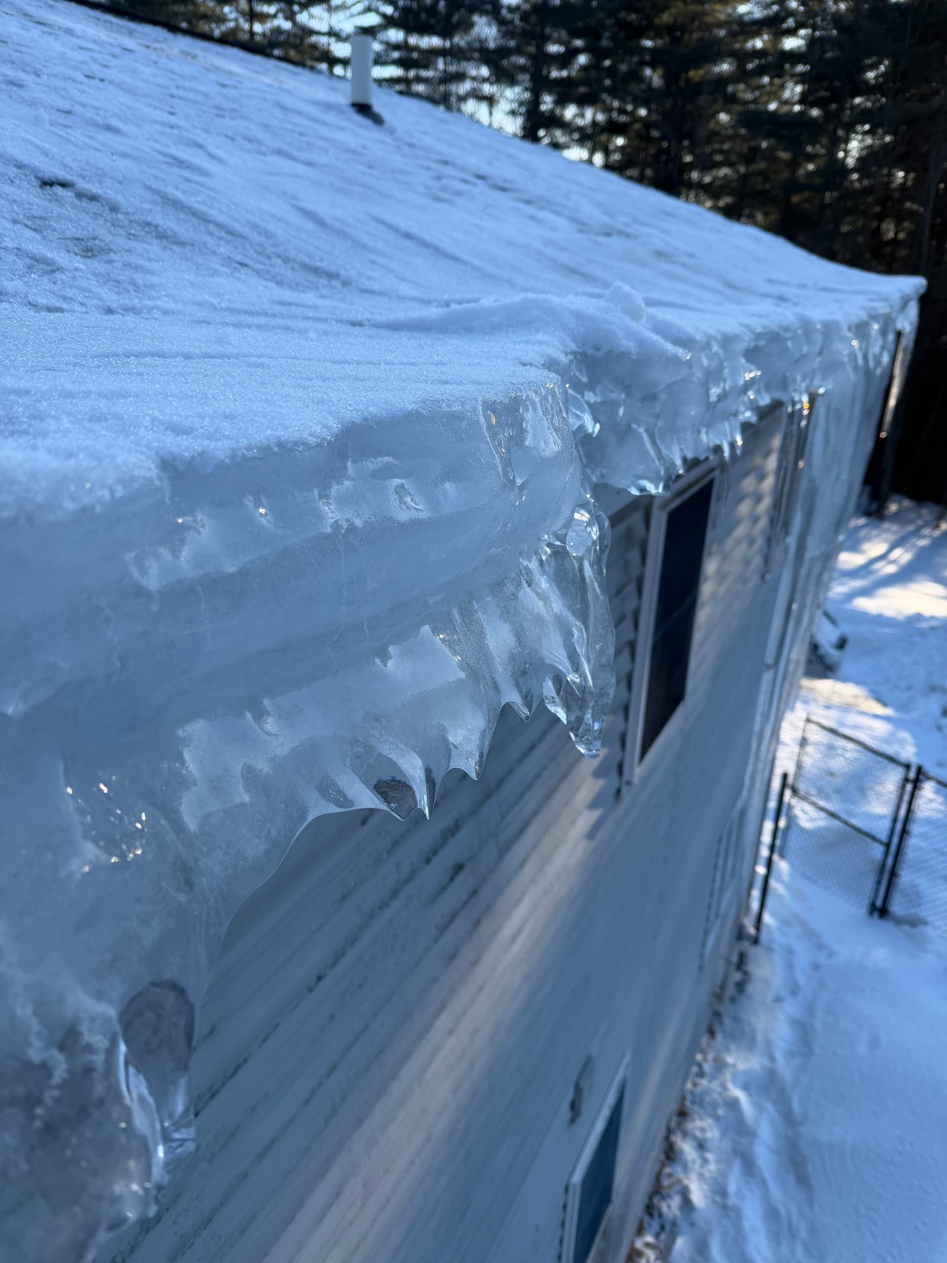 Gallery photos for Ice Dam Removal in East Montpelier: Image #4