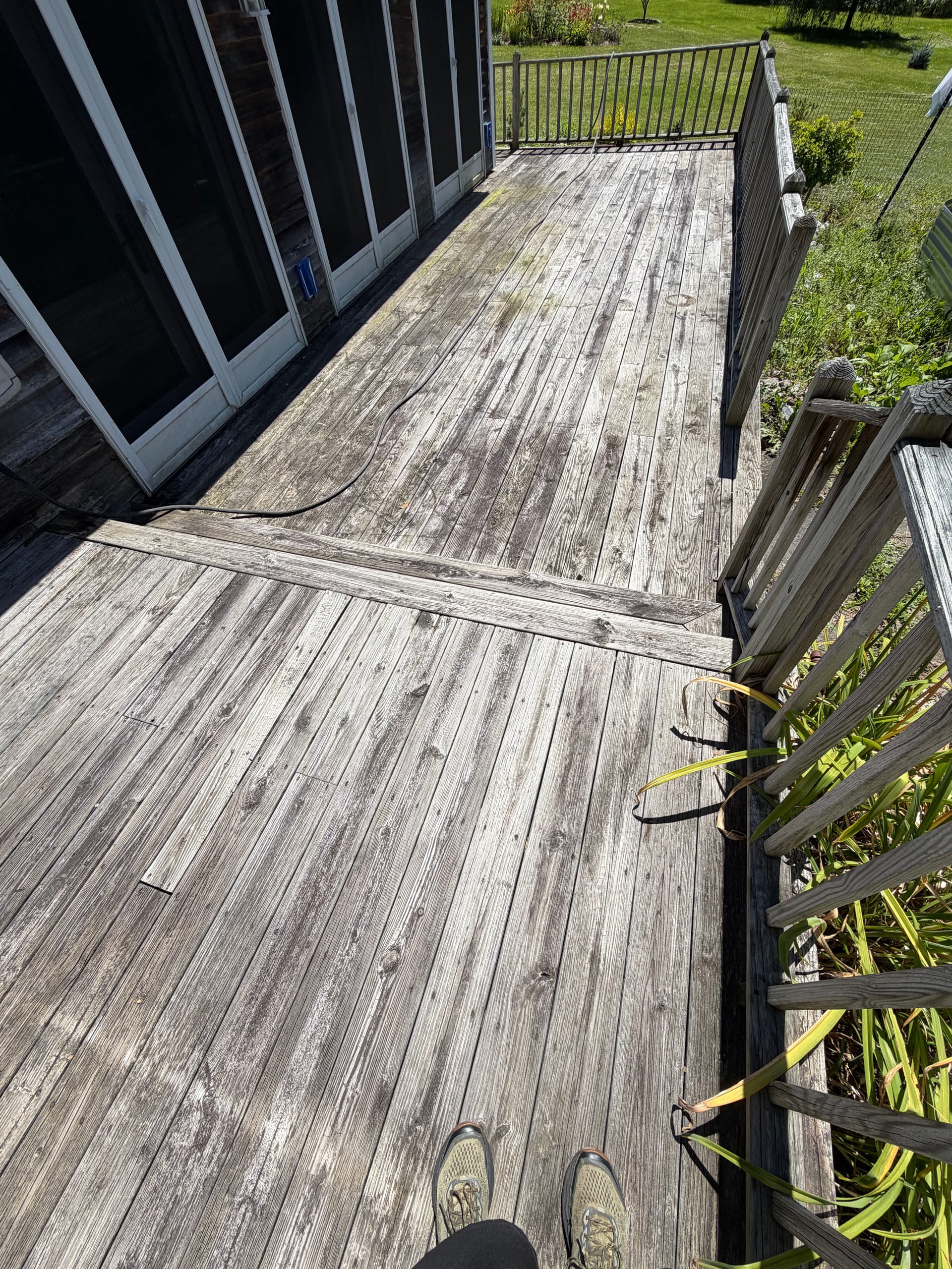 Deck Cleaning and Staining in Weybridge VT image