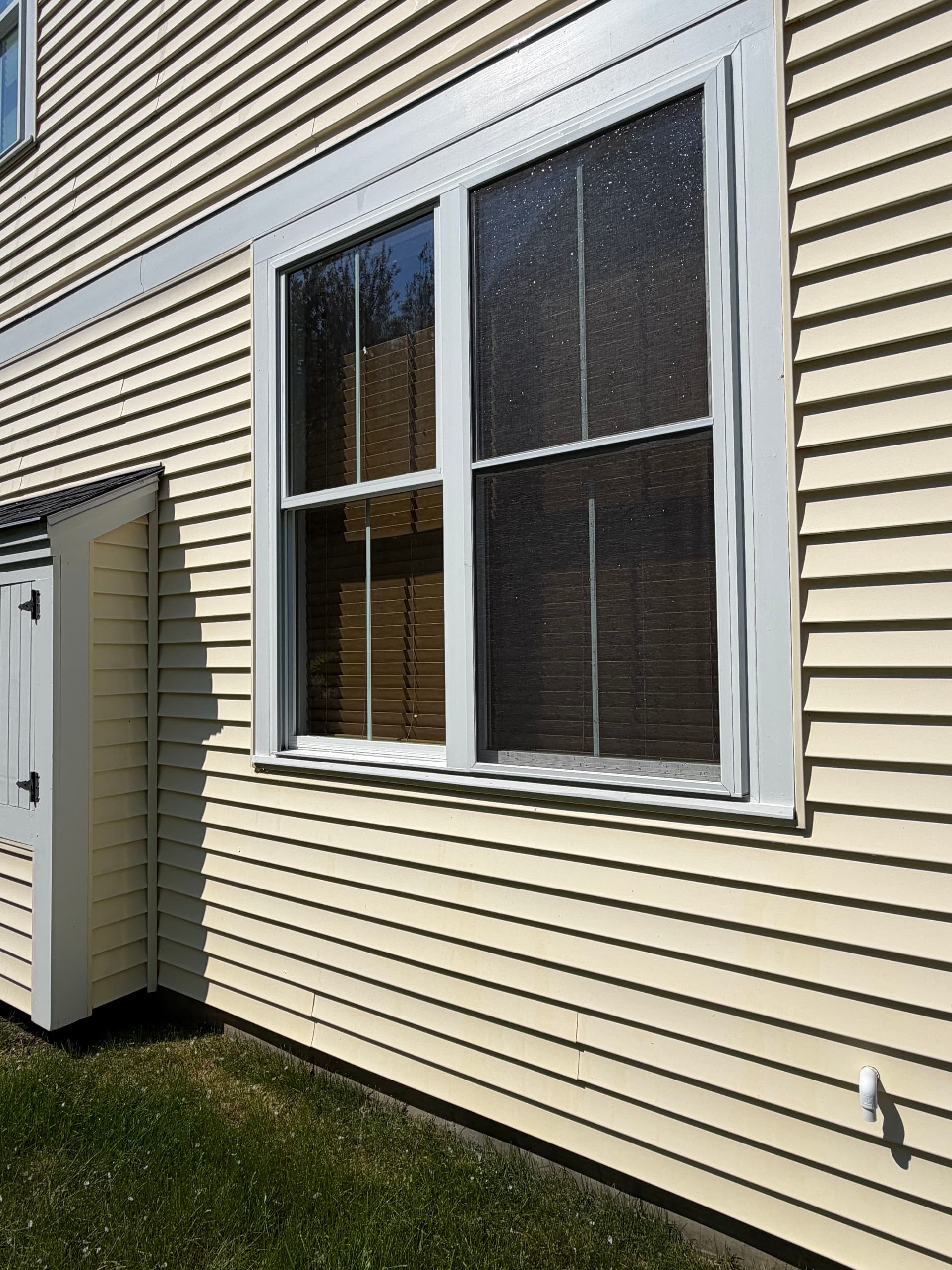 Gallery photos for Townhome Siding Soft Wash at The Commons at Essex in Essex Junction VT: Image #9