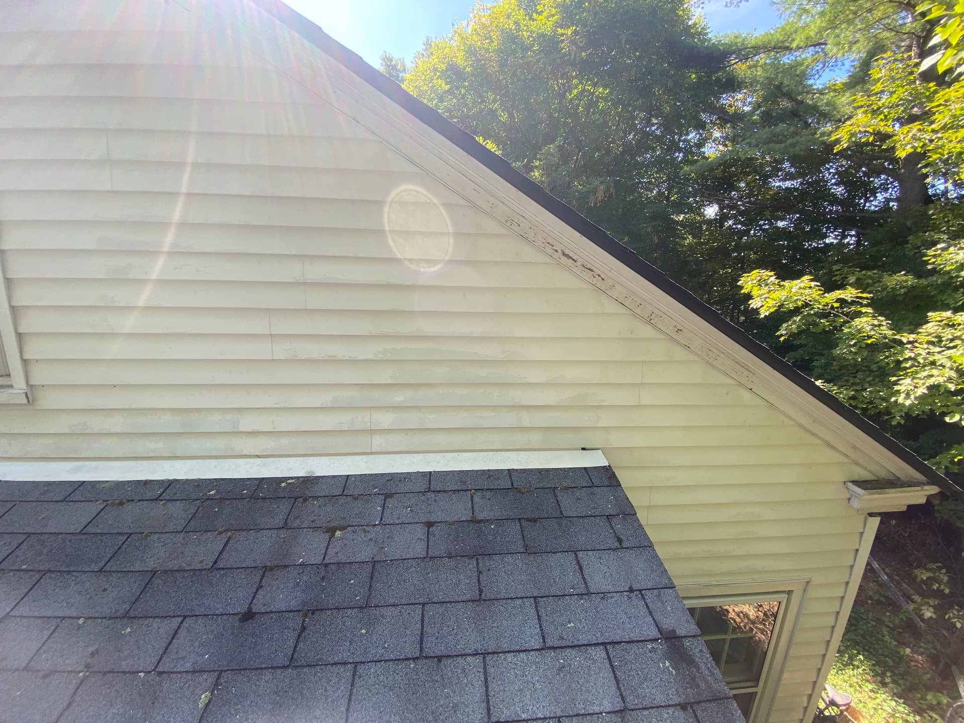 Gallery photos for Siding Soft Washing - From Grimy to Gleaming in Vermont: Image #1