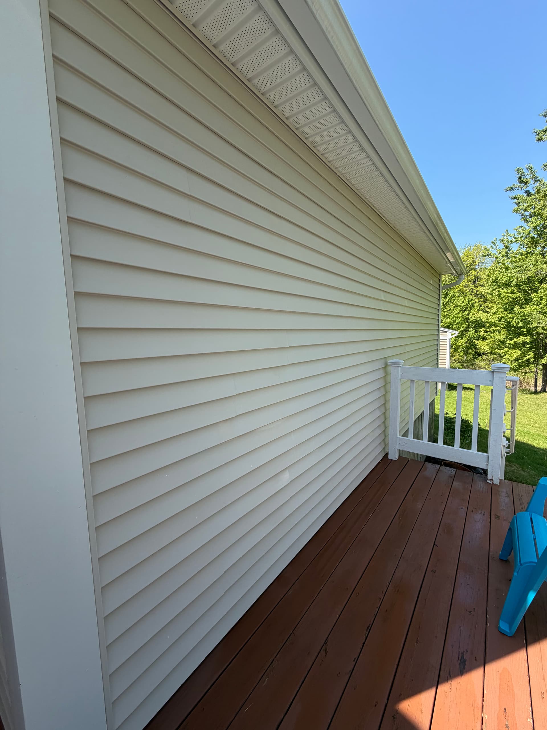 Gallery photos for Townhome Siding Soft Wash at The Commons at Essex in Essex Junction VT: Image #3